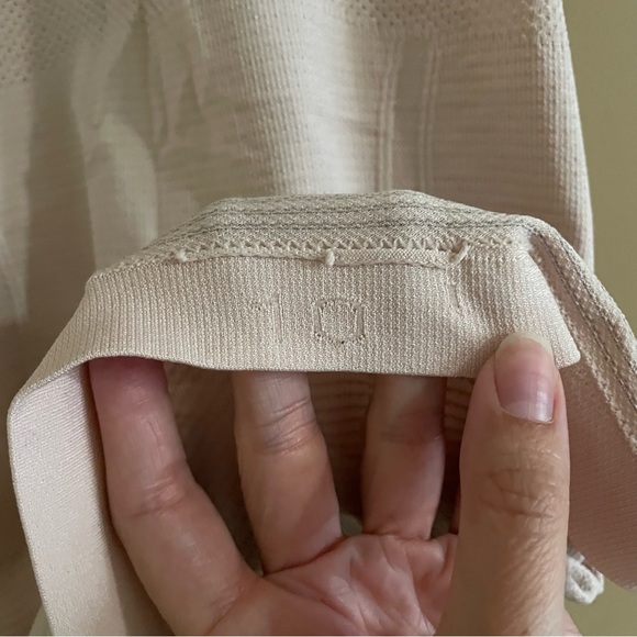 Lululemon Swiftly Tech Strappy Tank in Butter Pink 10 - Picture 11 of 11